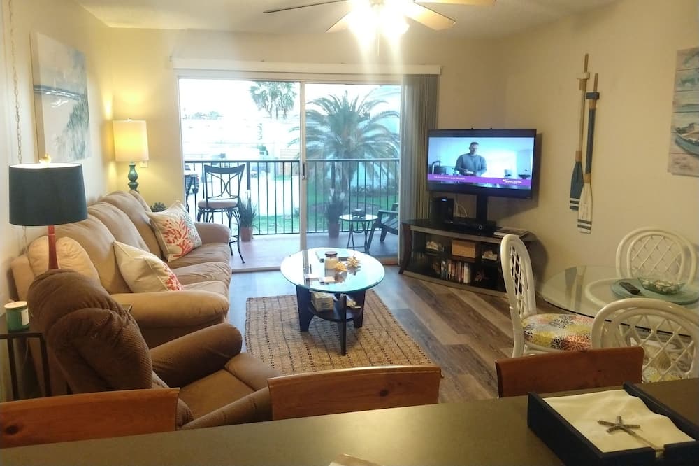 Crescent Beach Condo