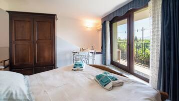 Habitació doble Deluxe, no fumadors, vistes al jardí (The Suite) | Decoració individual i escriptori