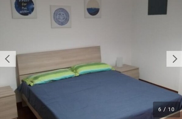 2 bedrooms, iron/ironing board