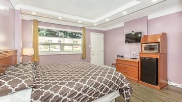 Chambre, 1 très grand lit, non-fumeur | Bureau, accès au Wi-Fi (inclus), literie fournie