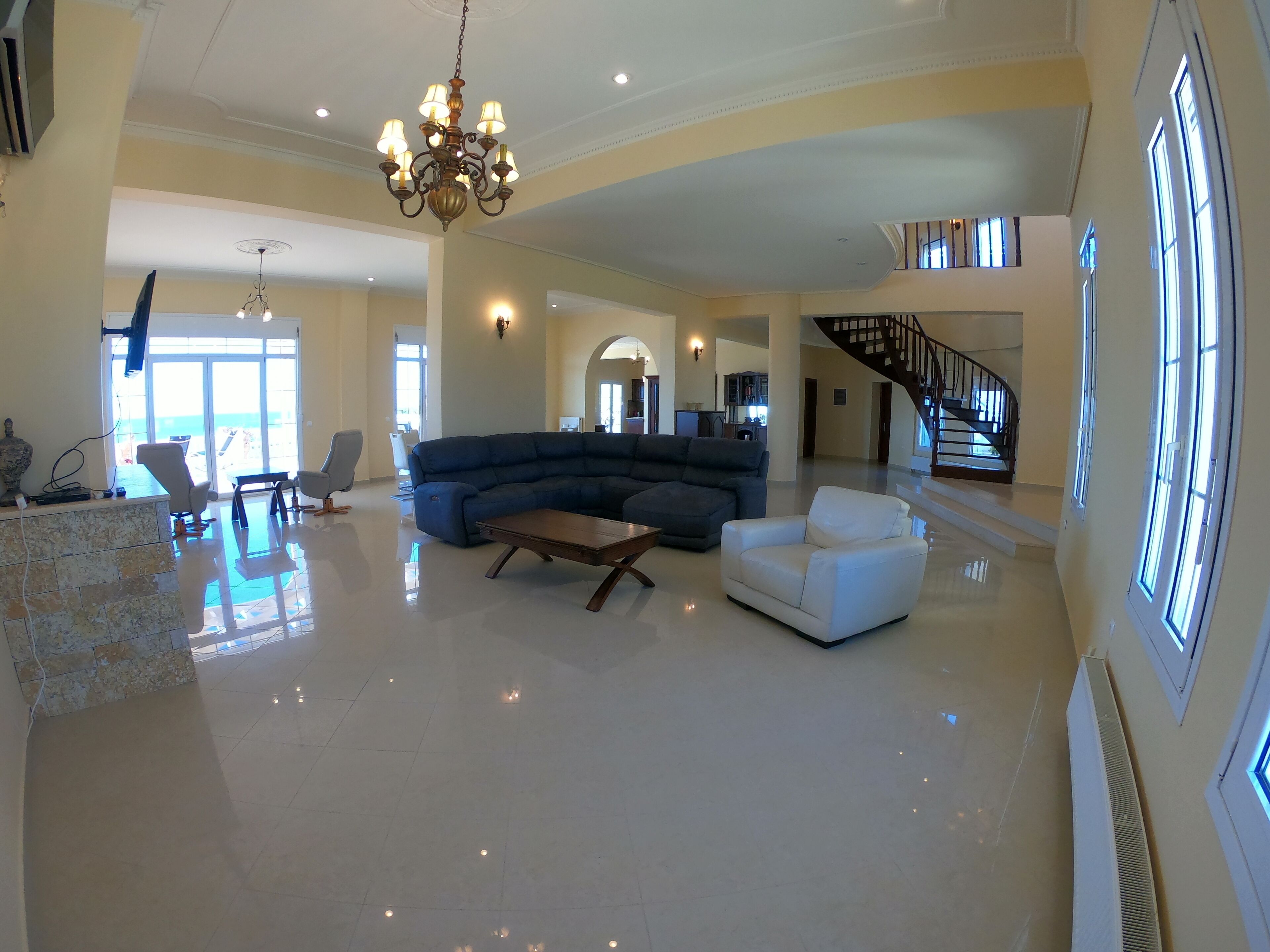 Luxury Villa - 7 bedrooms,  large private pool,  seaviews, direct beach access