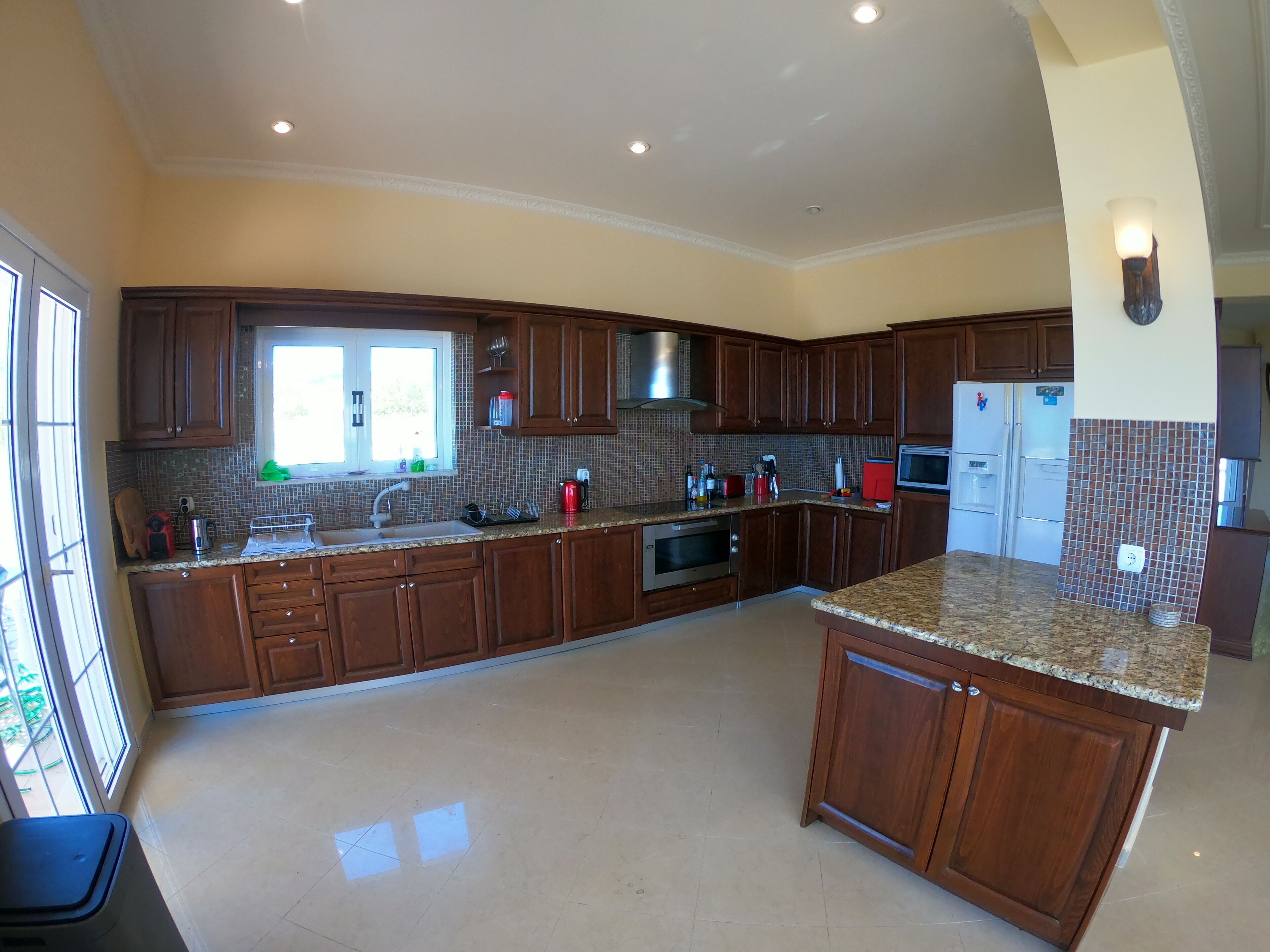 Luxury Villa - 7 bedrooms,  large private pool,  seaviews, direct beach access