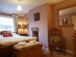 House, 1 Bedroom | 1 bedroom, individually decorated, individually furnished