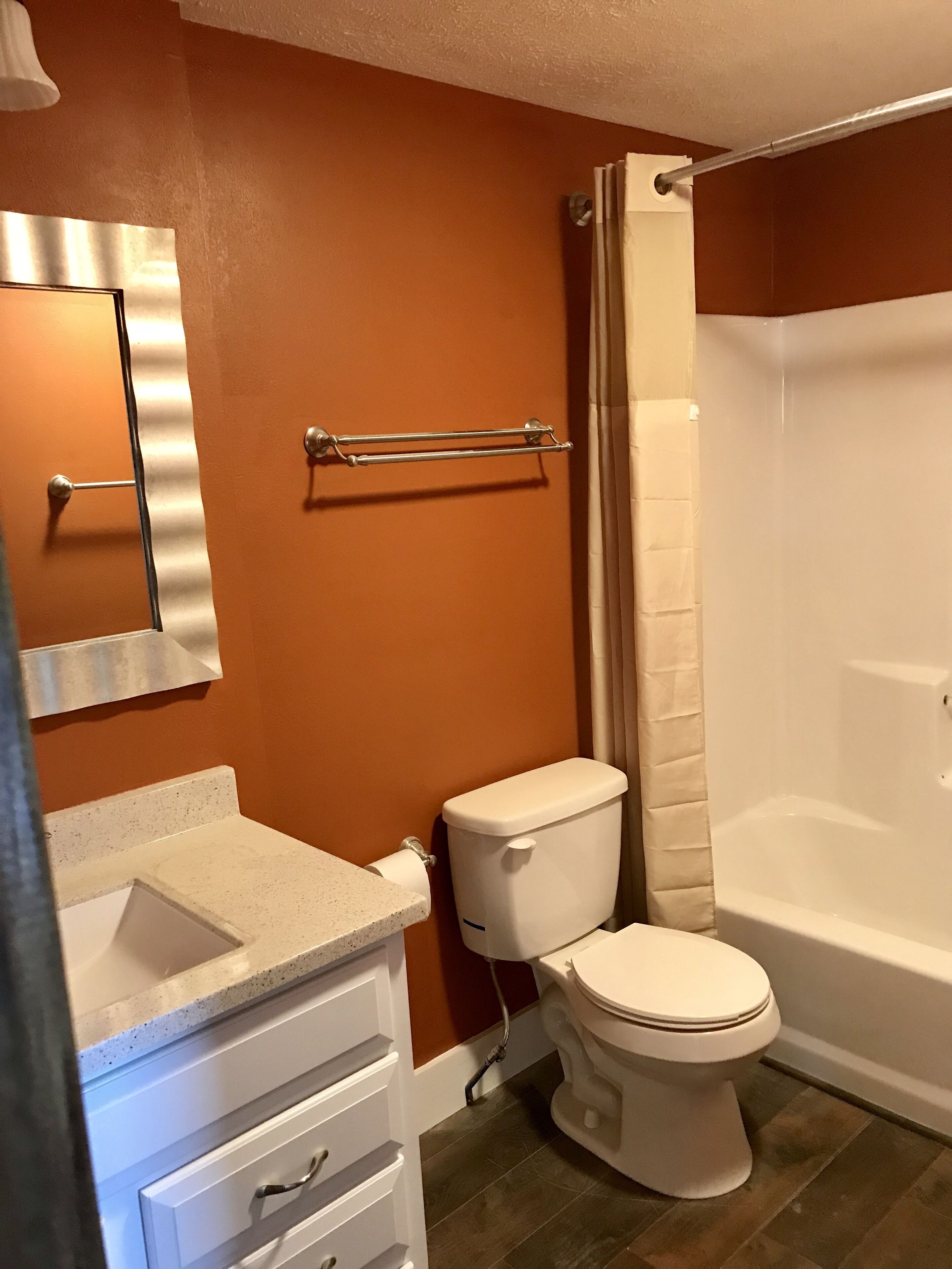 Large Beautiful Cabin Sleeps 12