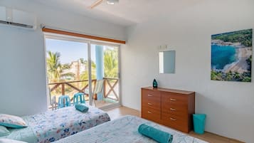 6 bedrooms, desk, iron/ironing board, WiFi