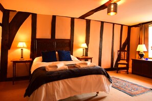 House, 3 Bedrooms | 3 bedrooms, individually decorated, individually furnished - 87 Micklegate (York)