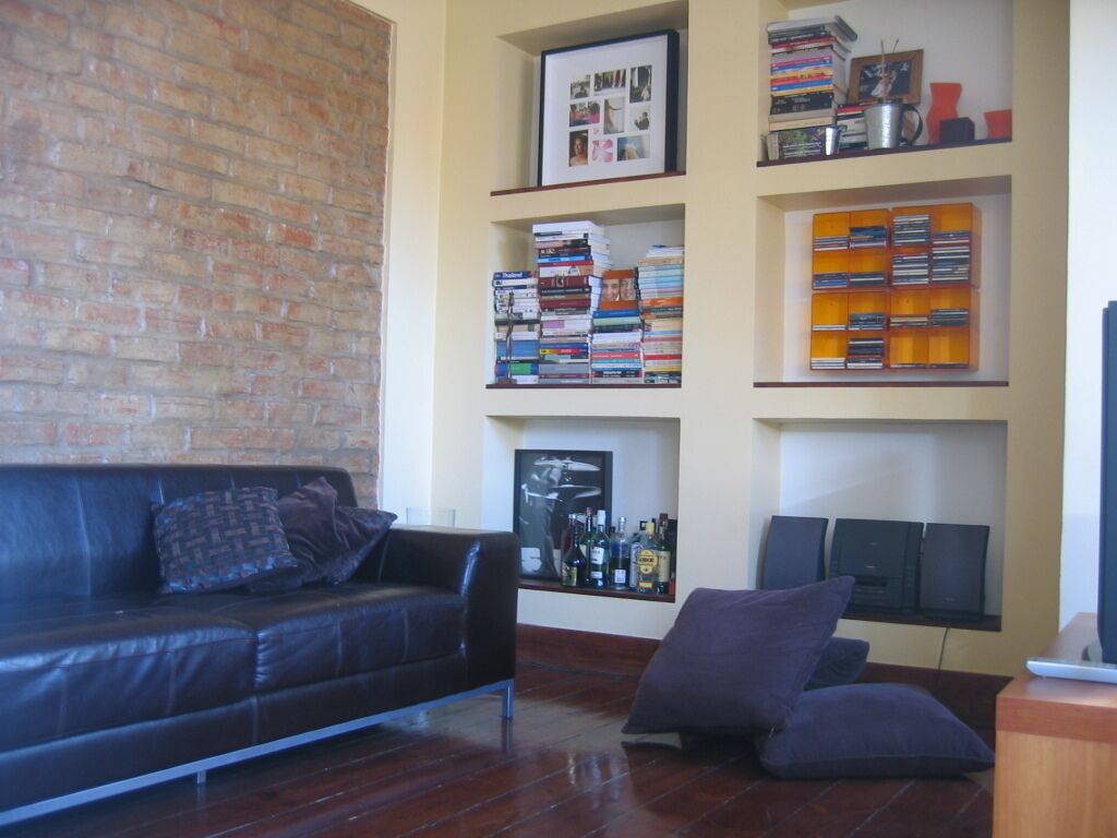 Bücher, Stereoanlage