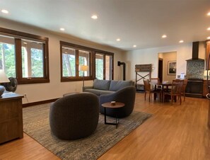 House (FL361) | Living room | Flat-screen TV