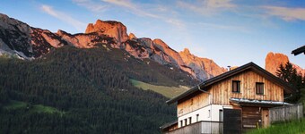 Chalet con piscina coperta e sauna