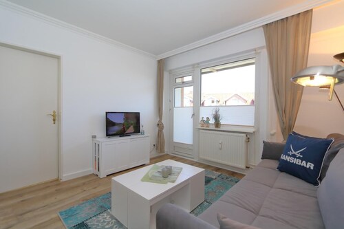 Tanja Hüs - am Südwäldchen