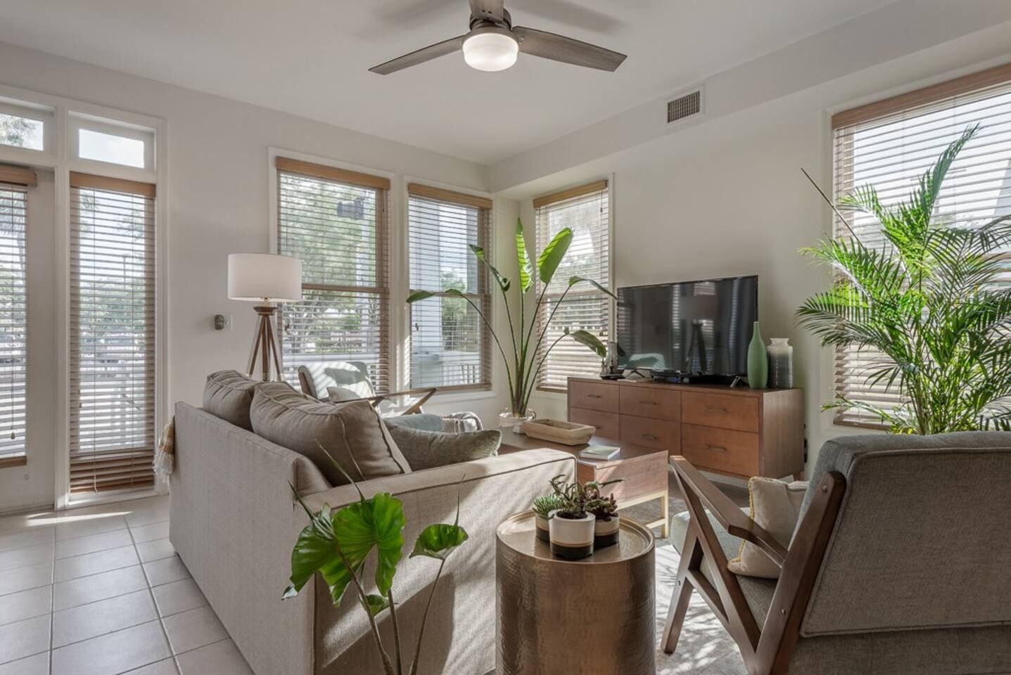 Wake up in Ybor - Off 7th Ave | Mid-Cen Modern