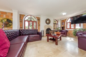 Sala de estar en el lobby