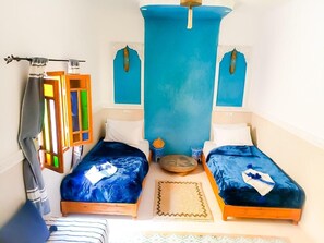 Apartamento, 2 habitaciones | 2 dormitorios, cortinas opacas, cunas (de pago) y wifi gratis