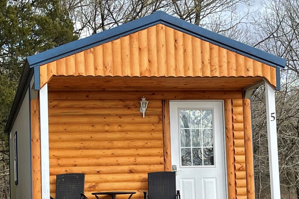 Beautiful Cabin Sleeps 2
