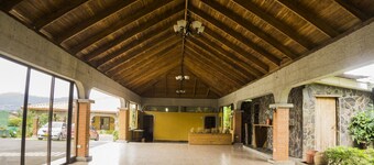 Ananta Wellness & Retreat