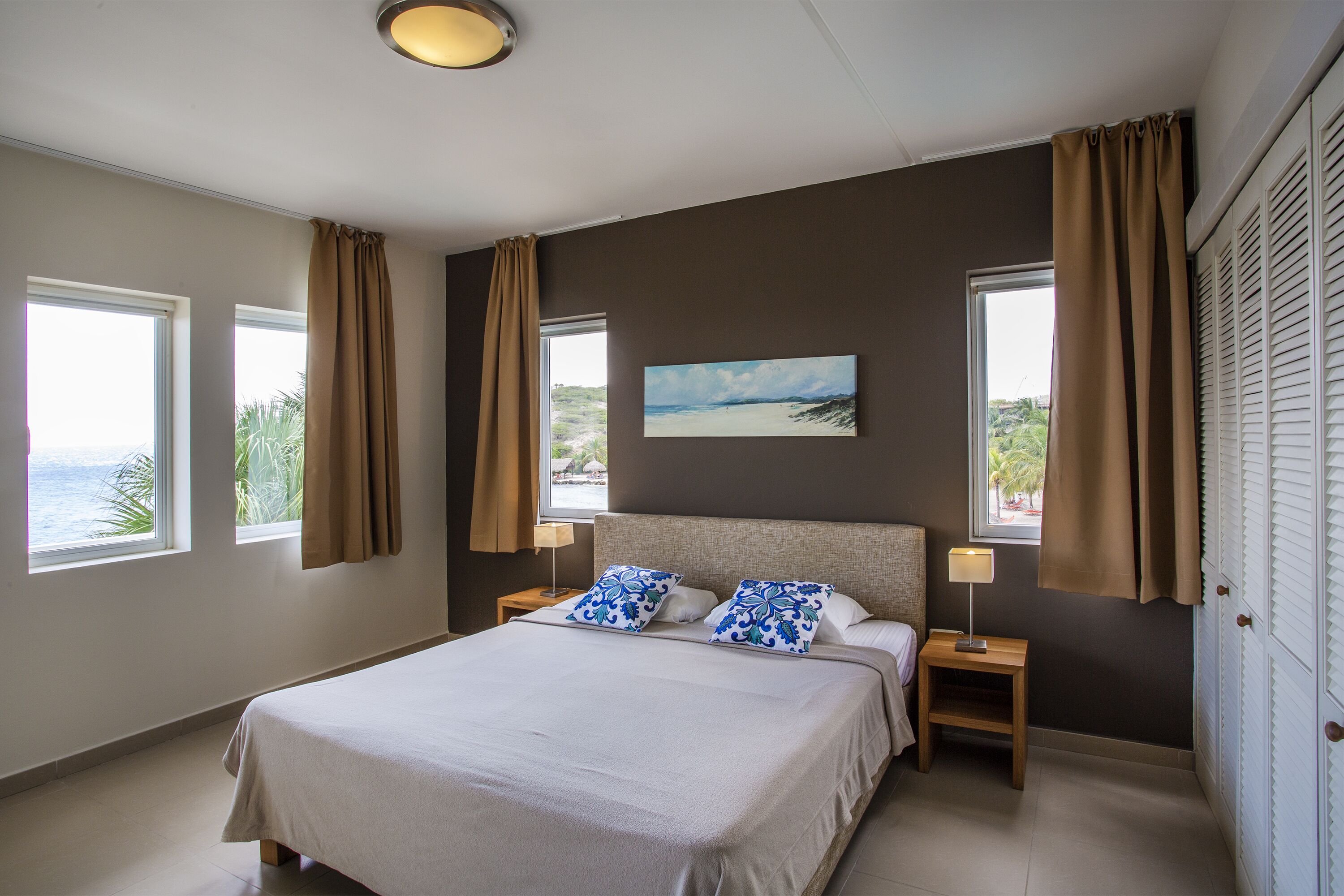 blue bay beach 2 bedroom apartment | 3 bedrooms, in-room safe, individually decorated, individually furnished