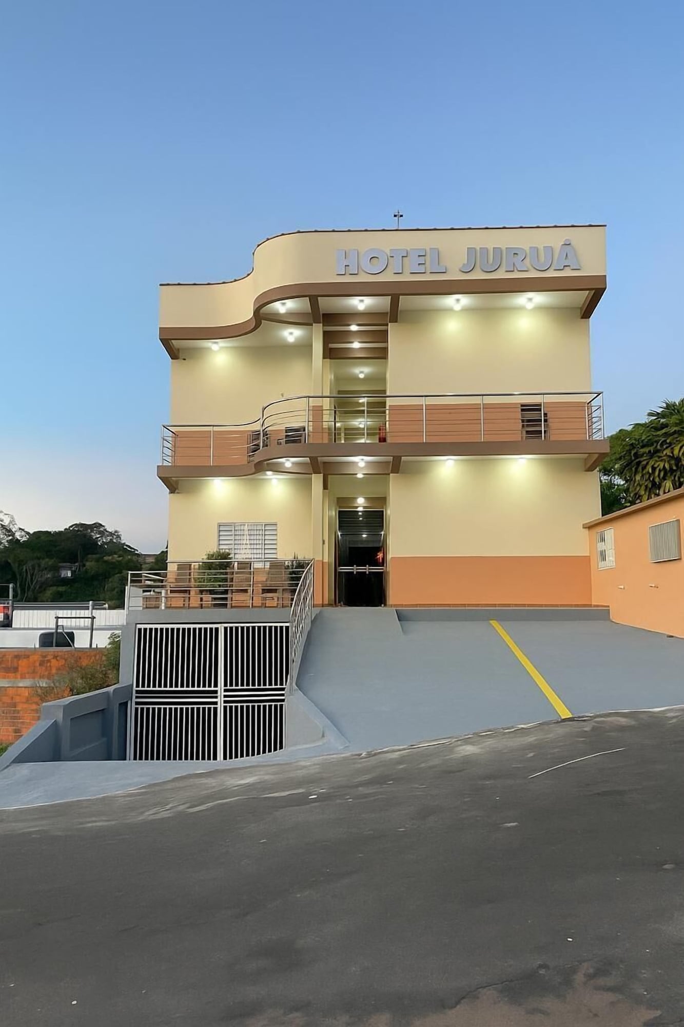 2 Star Hotels