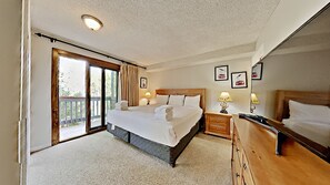 Condo, Multiple Beds, Mountain View (Key Condo 2954C)