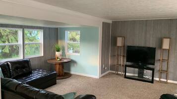 Smart-TV, Netflix, Streaming-Dienste, Stereoanlage