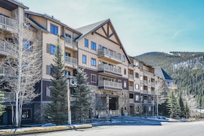 Premium Condo, 1 Bedroom, Pool Access, Mountain View (Red Hawk Lodge 2222) | Exterior - Red Hawk Lodge 2222 (Keystone)