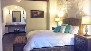 Basic Room | Blackout drapes, iron/ironing board (on request), WiFi (free) - Hotel Boutique Rancho San Jorge (Ezequiel Montes)