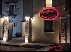 EntrĂ©e de lâhĂ©bergement