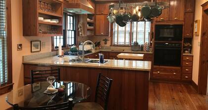 Tule nukkumaan missä Aaron Burr nukkui tappaessaan Hamiltonin surullisen kaksintaistelun!