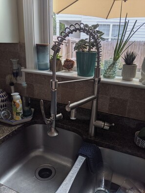 Interior - Master's Week Rental - Walking distance to Mexican Restaurant and a coffee shop (Augusta)