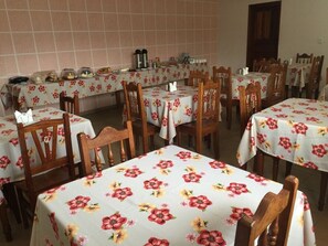 Colazione a buffet inclusa