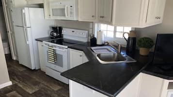 Comfort Mobile Home | Private kitchen
