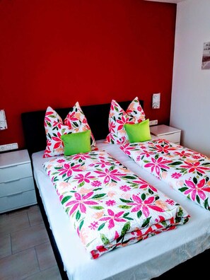 2 bedrooms, travel crib, WiFi, bed sheets