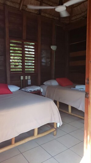 Bed sheets - Cabanas k'iin Yéetel Há Bacalar (Bacalar)