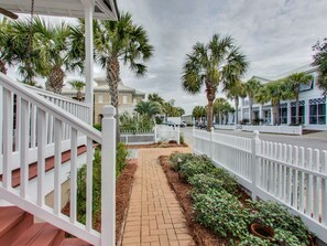 House, 3 Bedrooms | Property grounds