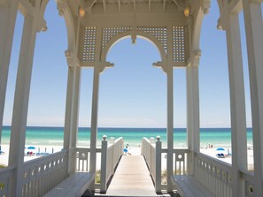 House, 3 Bedrooms | Beach