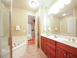 Condo, 2 Bedrooms | Bathroom