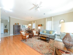 Interior - Gulf Place Courtyards 11B by Vacasa (Santa Rosa Beach)