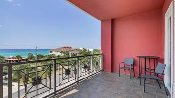 Condo, 1 Bedroom | Balcony