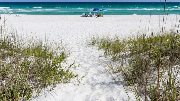Condo, 4 Bedrooms | Beach | On the beach - La Casa Rosada (Navarre)