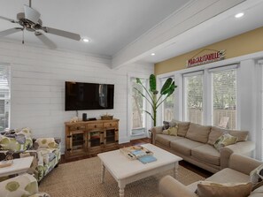 Rumah, 4 kamar tidur | Ruang keluarga