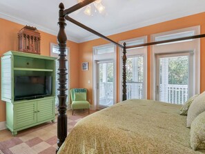 House, 3 Bedrooms | 3 bedrooms, individually furnished - Lily Pad by Vacasa (Panama City Beach)