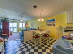 Interior - Pinnacle Port B2-507 by Vacasa (Panama City Beach)