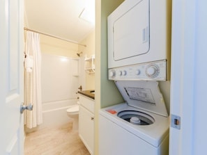 Condo, 1 Bedroom | Bathroom