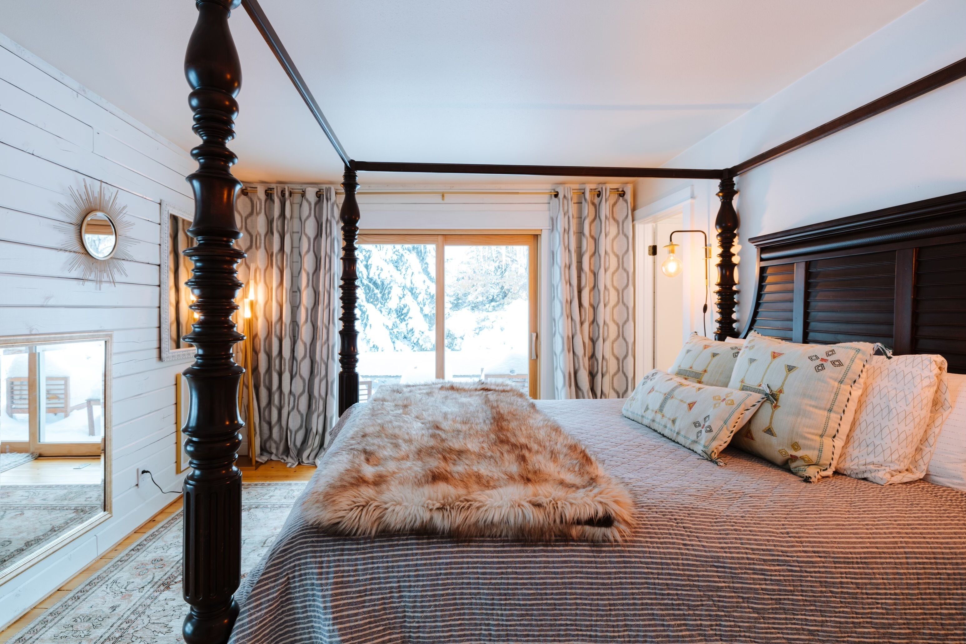 Contemporary mountain cabin minutes from Aspen/Snowmass