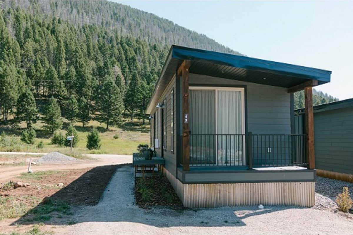 Terra Nova Cabins in West Yellowstone | Best Rates & Deals on Orbitz