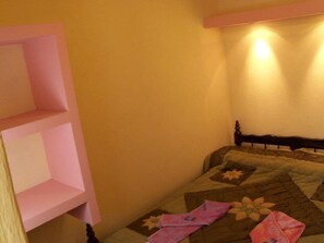 Double Room | Individually decorated, individually furnished, blackout drapes - Alojamiento El Cardon (Tilcara)