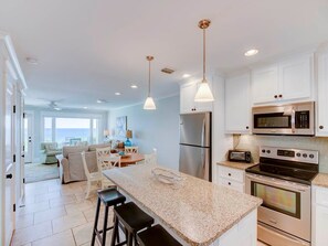 Condo, 2 Bedrooms | Private kitchen