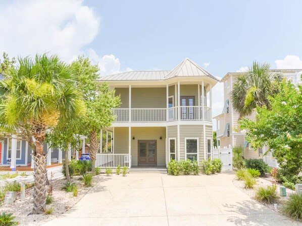 House, 4 Bedrooms | Exterior