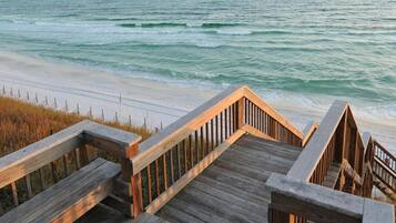 Condo, 2 Bedrooms | Beach | Beach nearby