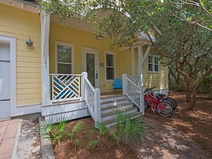 House, 3 Bedrooms | Exterior