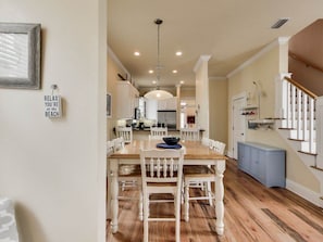 House, 3 Bedrooms | Private kitchen